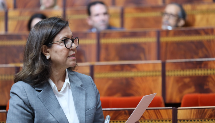  “عشوائية” و”هشاشة” الصيد التقليدي تحاصران زكية الدريوش بمجلس النواب