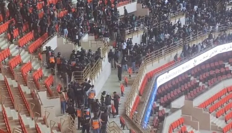  توقيف 136 شخصا بسبب شغب مباراة الرجاء والجيش