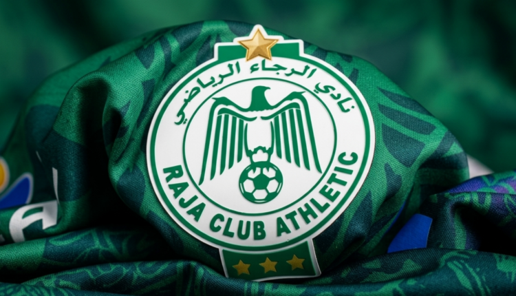  الرجاء يحتج على التحكيم ويندد بعنف الجماهير
