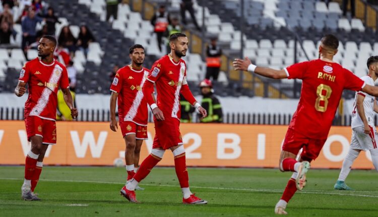  الوداد الرياضي يستعيد نغمة الانتصارات بثنائية زياش في شباك النادي المكناسي