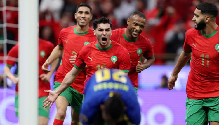  رحيل غوارديولا يفتح أبواب مانشستر سيتي لنجم المنتخب المغربي