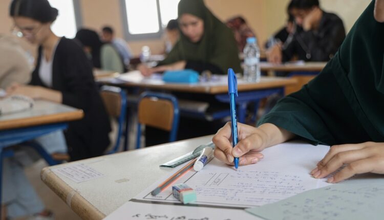  وزارة التعليم تعلن نجاح تنظيم امتحانات البكالوريا