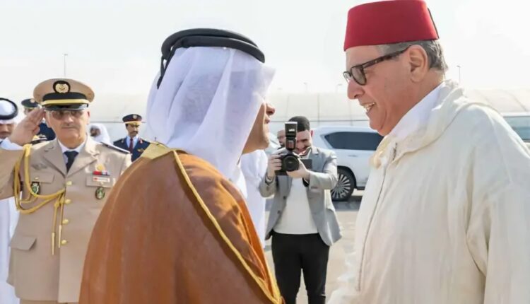  أخنوش يمثل الملك في تقديم التعازي في وفاة الشيخ حمد بن خليفة