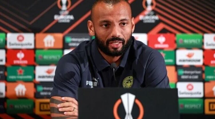  بيدرو أفضل لاعب في الدوري الإنجليزي في غشت