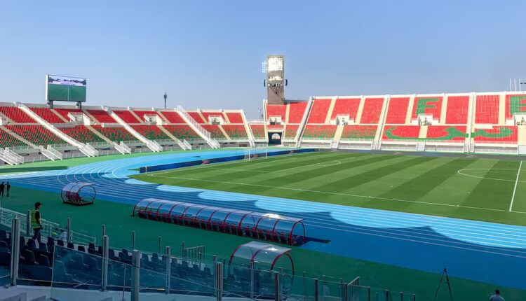  عمدة فاس يبرر الإغلاق المفاجئ للملعب الكبير ويربطه بالاستعداد للمونديال