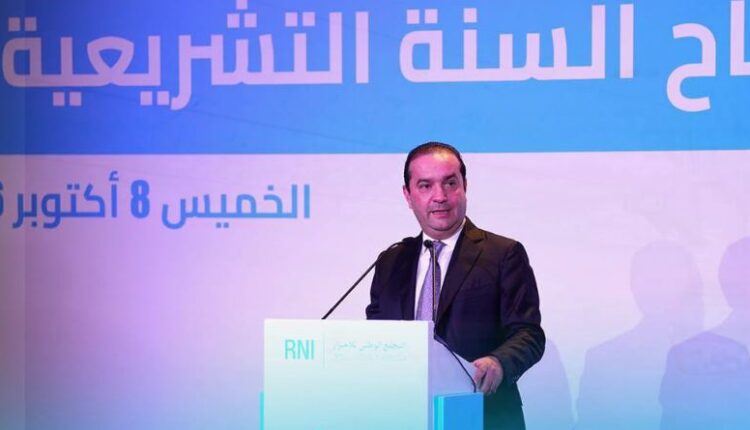  شوكي يعد بالعودة إلى الميدان استعدادا للاستحقاقات ويدعو نواب الأحرار إلى الجدية والمسؤولية