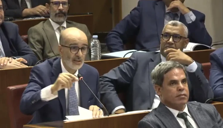  الأزمي يُحذر من خنق الشركات بالضرائب واستفادة الأجور الكبيرة من إصلاح ضريبة الدخل