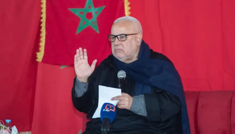  بنكيران يعتذر للجزائريين بعد جدل تصريح ساخر ويتحدث عن تهديدات هاتفية